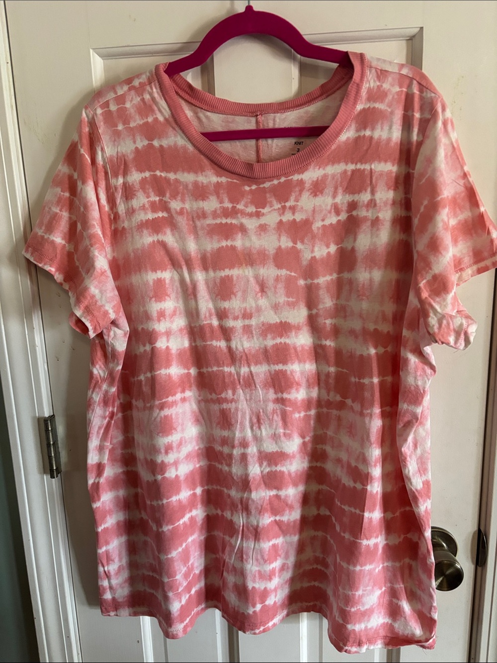 Coral Tie-Dye Short Sleeve Crewneck Tee